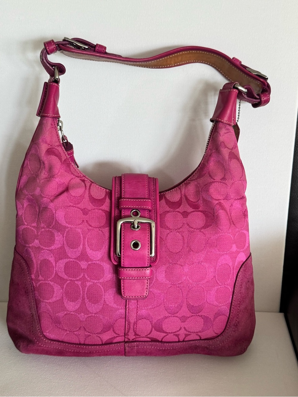 Rare!!  Coach Hot Pink Signature Buckle Shoulder Bag M04J-6824
